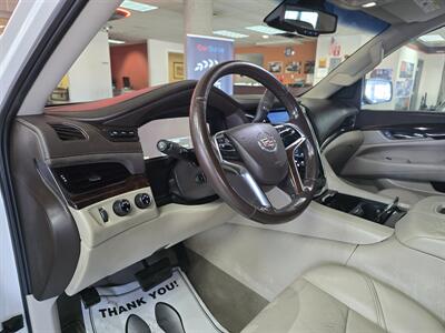 2015 Cadillac Escalade ESV LUXURY4DR SUV 4X4   - Photo 10 - Hamilton, OH 45015