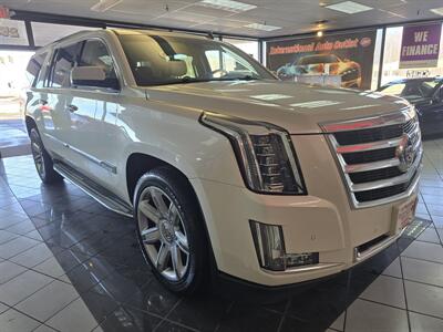 2015 Cadillac Escalade ESV LUXURY4DR SUV 4X4   - Photo 2 - Hamilton, OH 45015
