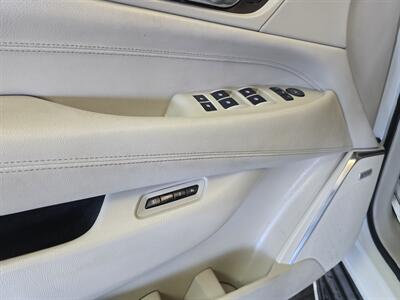 2015 Cadillac Escalade ESV LUXURY4DR SUV 4X4   - Photo 24 - Hamilton, OH 45015