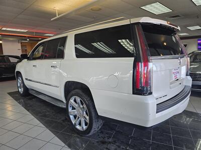 2015 Cadillac Escalade ESV LUXURY4DR SUV 4X4   - Photo 6 - Hamilton, OH 45015