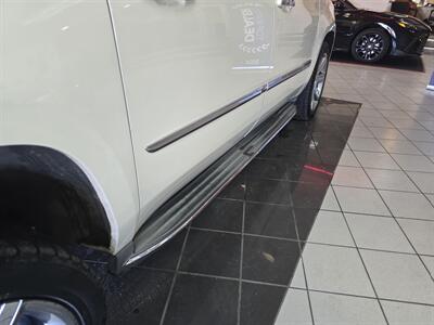 2015 Cadillac Escalade ESV LUXURY4DR SUV 4X4   - Photo 41 - Hamilton, OH 45015