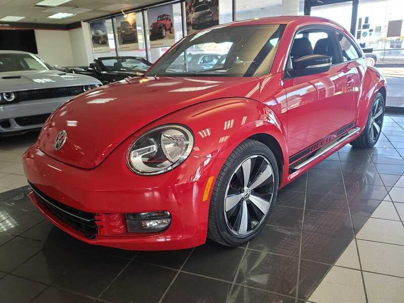 The 2012 Volkswagen Beetle Turbo photos