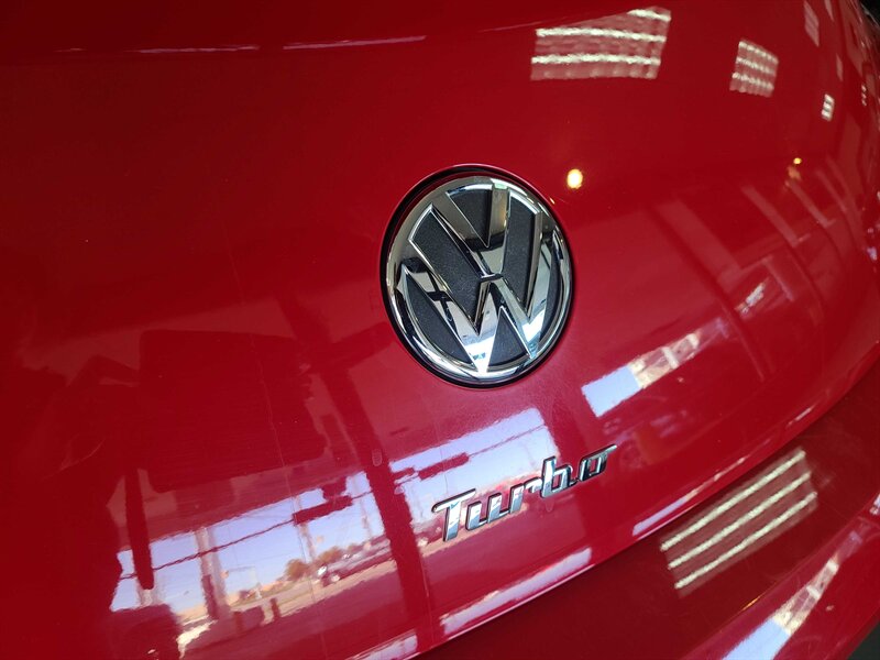 2012 Volkswagen Beetle Turbo photo