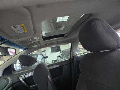 2012 Kia Forte SX 2DR COUPE   - Photo 23 - Hamilton, OH 45015
