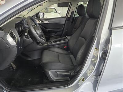 2017 Mazda MAZDA3 Sport - Photo 8 - Hamilton, OH 45015