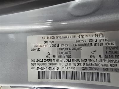 2017 Mazda MAZDA3 Sport - Photo 34 - Hamilton, OH 45015