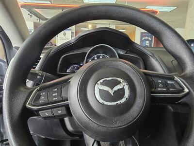 2017 Mazda MAZDA3 Sport - Photo 27 - Hamilton, OH 45015