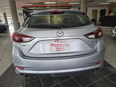 2017 Mazda MAZDA3 Sport - Photo 4 - Hamilton, OH 45015