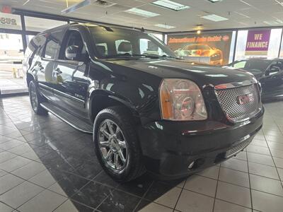 2013 GMC Yukon Denali XL4DR SUV AWD   - Photo 3 - Hamilton, OH 45015