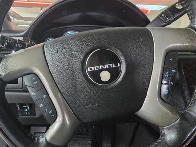 2013 GMC Yukon Denali XL4DR SUV AWD   - Photo 25 - Hamilton, OH 45015