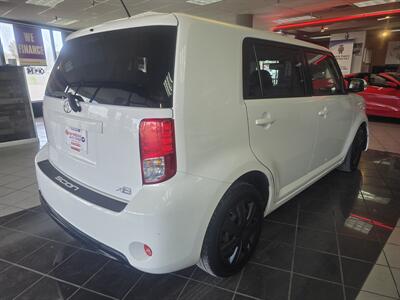 2014 Scion xB Base 4DR WAGON - Photo 4 - Hamilton, OH 45015