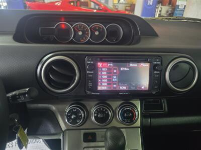 2014 Scion xB Base 4DR WAGON - Photo 21 - Hamilton, OH 45015