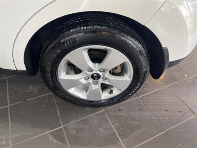 2019 Kia Soul 4DR CROSSOVER - Photo 34 - Hamilton, OH 45015