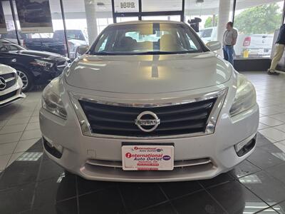 2015 Nissan Altima 2.5 SV 4DR SEDAN - Photo 2 - Hamilton, OH 45015