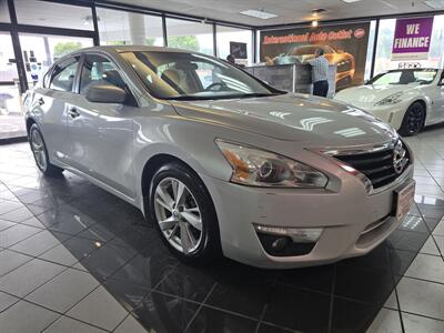 2015 Nissan Altima 2.5 SV 4DR SEDAN - Photo 3 - Hamilton, OH 45015