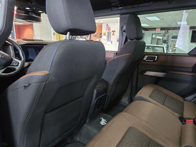 2022 Ford Bronco Base 4DR SUV AWD - Photo 11 - Hamilton, OH 45015