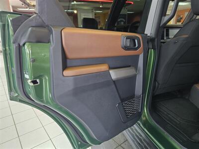 2022 Ford Bronco Base 4DR SUV AWD - Photo 12 - Hamilton, OH 45015