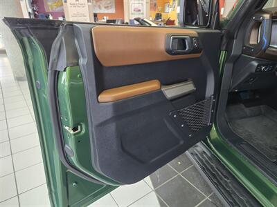 2022 Ford Bronco Base 4DR SUV AWD - Photo 7 - Hamilton, OH 45015