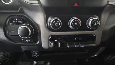 2023 RAM 2500 Tradesman 4DR CREW CAB 4X4/V8 - Photo 17 - Hamilton, OH 45015