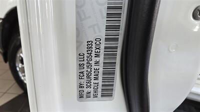 2023 RAM 2500 Tradesman 4DR CREW CAB 4X4/V8 - Photo 37 - Hamilton, OH 45015