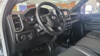 2023 RAM 2500 Tradesman 4DR CREW CAB 4X4/V8 - Photo 11 - Hamilton, OH 45015