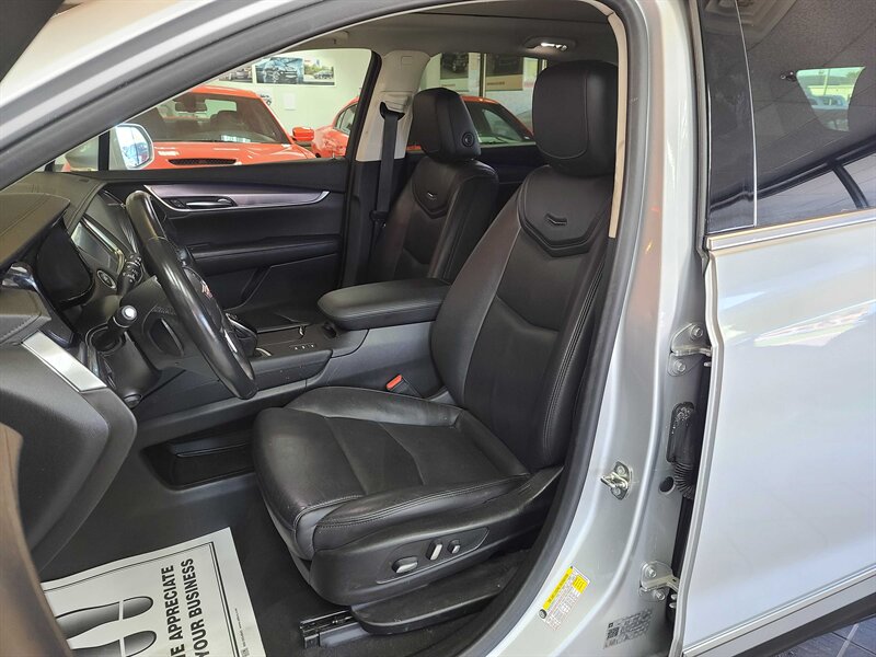 2019 Cadillac XT5 Premium Luxury 4DR SUV AWD photo