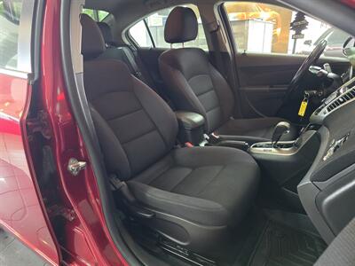 2014 Chevrolet Cruze 1LT Auto 4DR SEDAN - Photo 14 - Hamilton, OH 45015