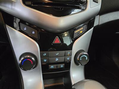 2014 Chevrolet Cruze 1LT Auto 4DR SEDAN - Photo 19 - Hamilton, OH 45015