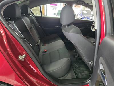 2014 Chevrolet Cruze 1LT Auto 4DR SEDAN - Photo 16 - Hamilton, OH 45015