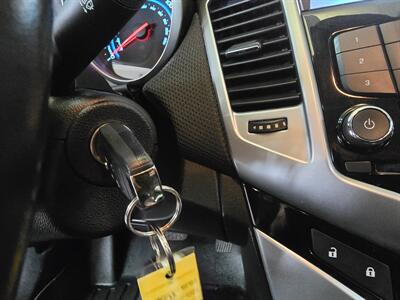 2014 Chevrolet Cruze 1LT Auto 4DR SEDAN - Photo 24 - Hamilton, OH 45015