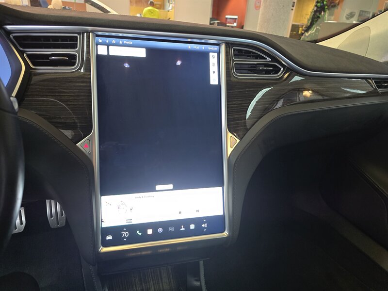 2015 Tesla Model S P85D 4DR LIFTBACK AWD photo