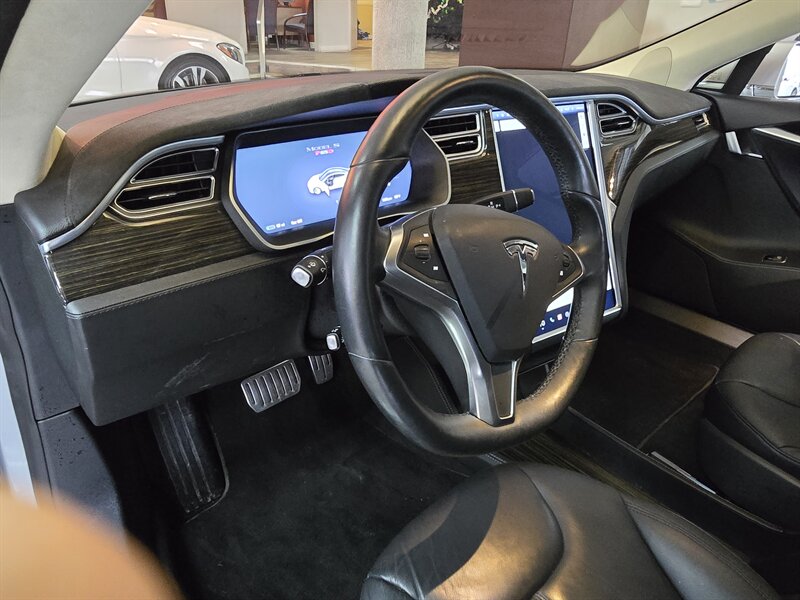 2015 Tesla Model S P85D 4DR LIFTBACK AWD photo