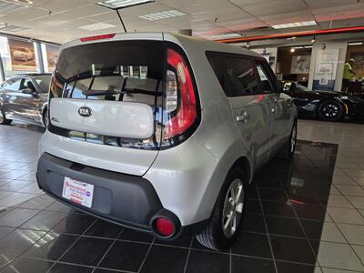 2014 Kia Soul Base 4DR CROSSOVER - Photo 3 - Hamilton, OH 45015