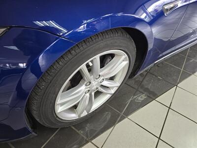 2015 Tesla Model S 70D 4DR HATCHACK AWD   - Photo 32 - Hamilton, OH 45015