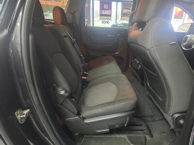 2015 Chevrolet Traverse LT 4DR SUV w/1LT - Photo 14 - Hamilton, OH 45015