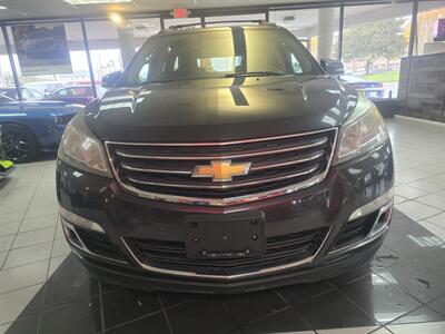 2015 Chevrolet Traverse LT 4DR SUV w/1LT - Photo 2 - Hamilton, OH 45015