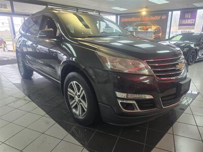 2015 Chevrolet Traverse LT 4DR SUV w/1LT - Photo 3 - Hamilton, OH 45015