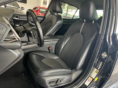 2019 Toyota Camry SE 4DR SEDAN - Photo 10 - Hamilton, OH 45015