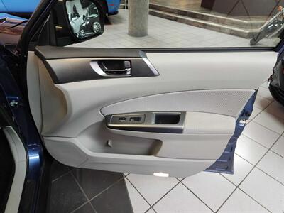 2013 Subaru Forester 2.5X Premium-AWD WAGON   - Photo 27 - Hamilton, OH 45015