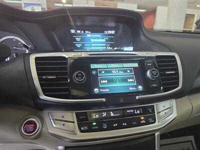 2013 Honda Accord EX-L 4DR SEDAN   - Photo 19 - Hamilton, OH 45015