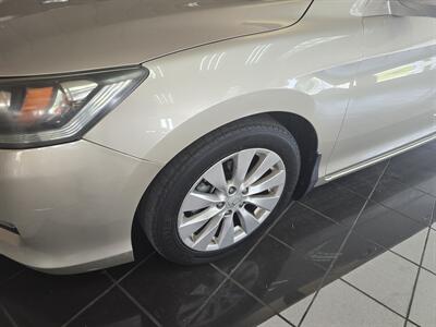 2013 Honda Accord EX-L 4DR SEDAN   - Photo 28 - Hamilton, OH 45015