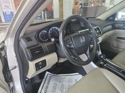 2013 Honda Accord EX-L 4DR SEDAN   - Photo 7 - Hamilton, OH 45015