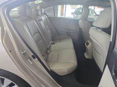 2013 Honda Accord EX-L 4DR SEDAN   - Photo 15 - Hamilton, OH 45015