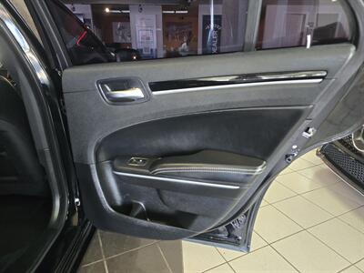 2021 Chrysler 300 Series S V6 4DR SEDAN - Photo 14 - Hamilton, OH 45015