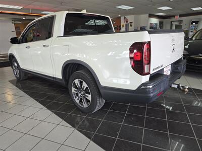 2017 Honda Ridgeline RTL-E 4DR CREW CAB 4X4   - Photo 7 - Hamilton, OH 45015