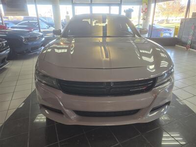 2022 Dodge Charger SXT   - Photo 2 - Hamilton, OH 45015