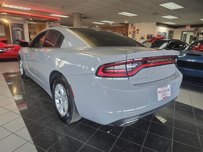 2022 Dodge Charger SXT   - Photo 5 - Hamilton, OH 45015