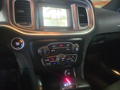 2022 Dodge Charger SXT   - Photo 19 - Hamilton, OH 45015