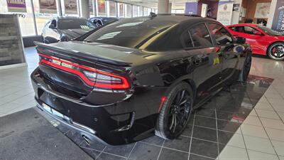 2017 Dodge Charger Daytona 392 4DR SEDAN   - Photo 6 - Hamilton, OH 45015