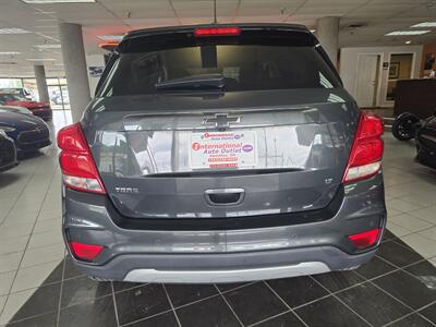 2019 Chevrolet Trax LT 4DR SUV - Photo 5 - Hamilton, OH 45015